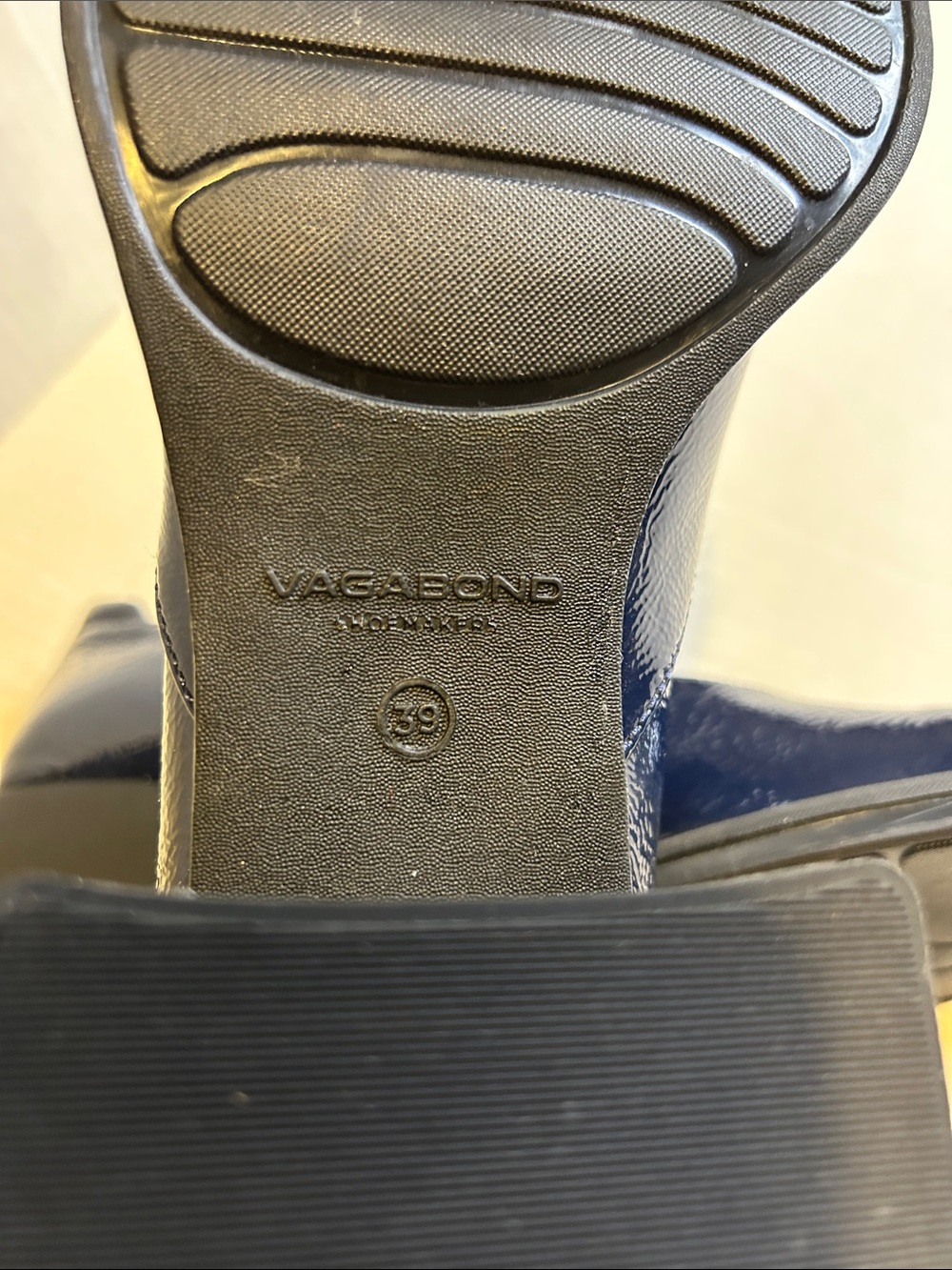 Vagabond Shoemakers Ansie Patent Mary Jane Size 9 - Picture 7 of 14
